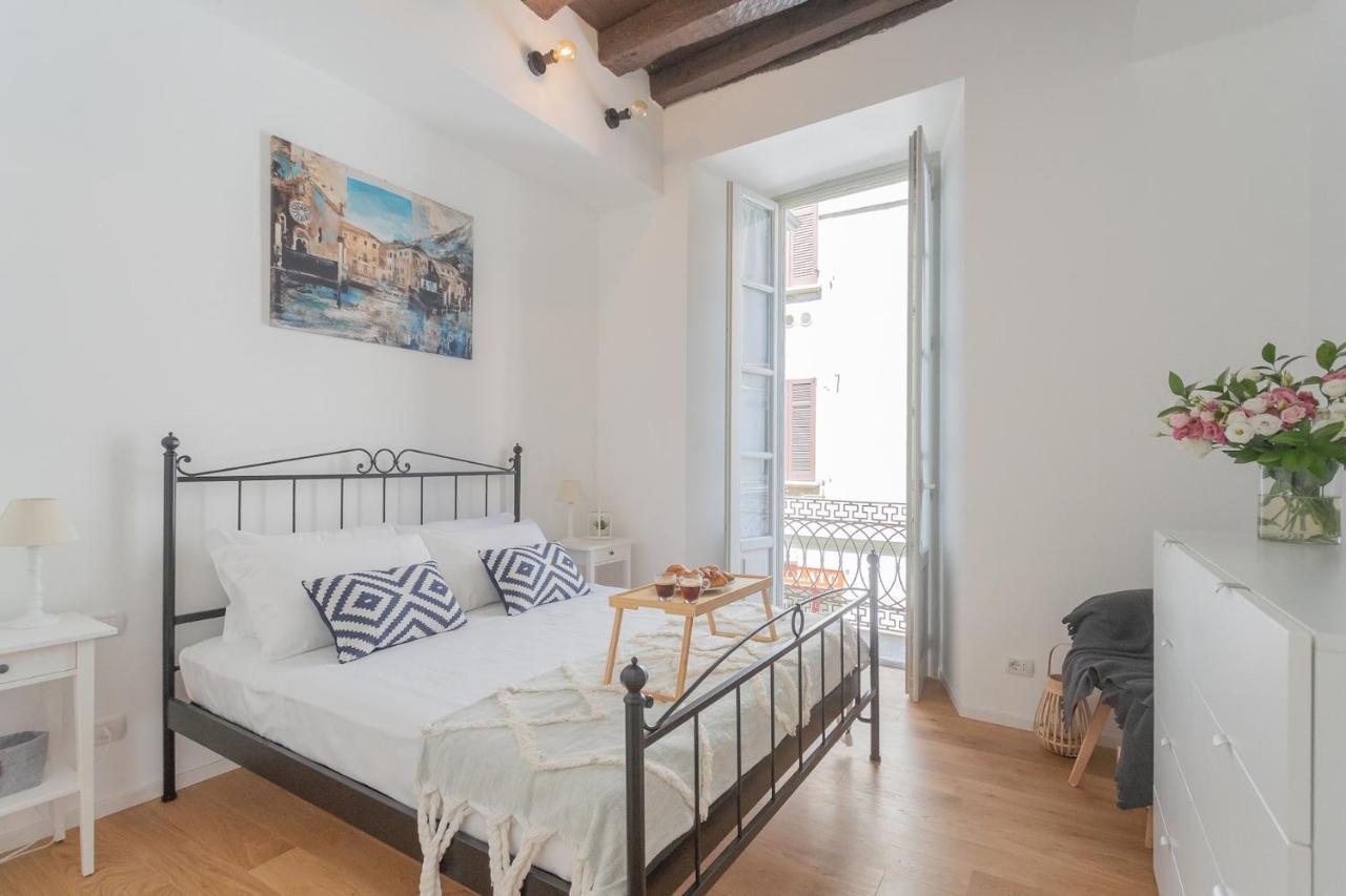 Independence Apartment With Balcony By Rent All Como Exterior foto